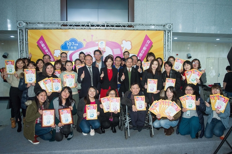 新哆啦A夢、新名偵探柯南再獲適齡兒少標章認證